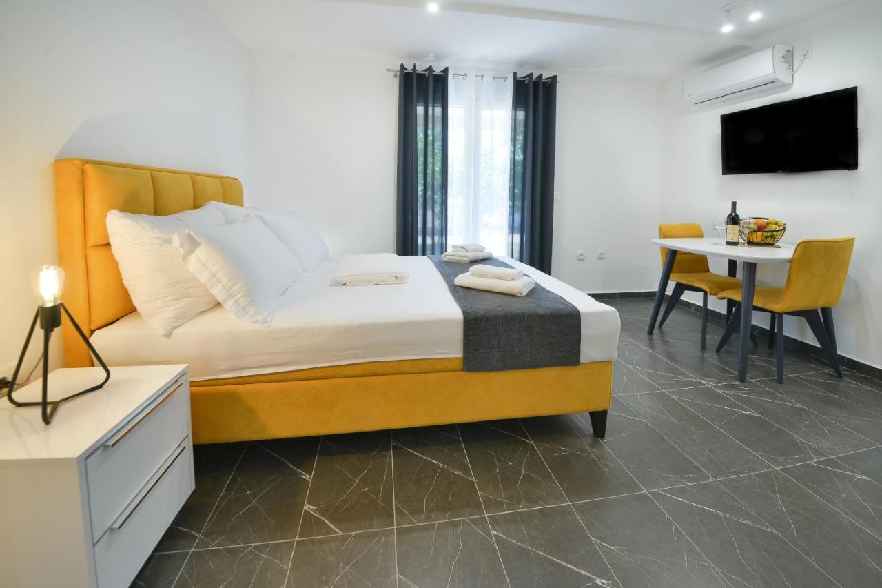 Camellia Adore Apartment Budva