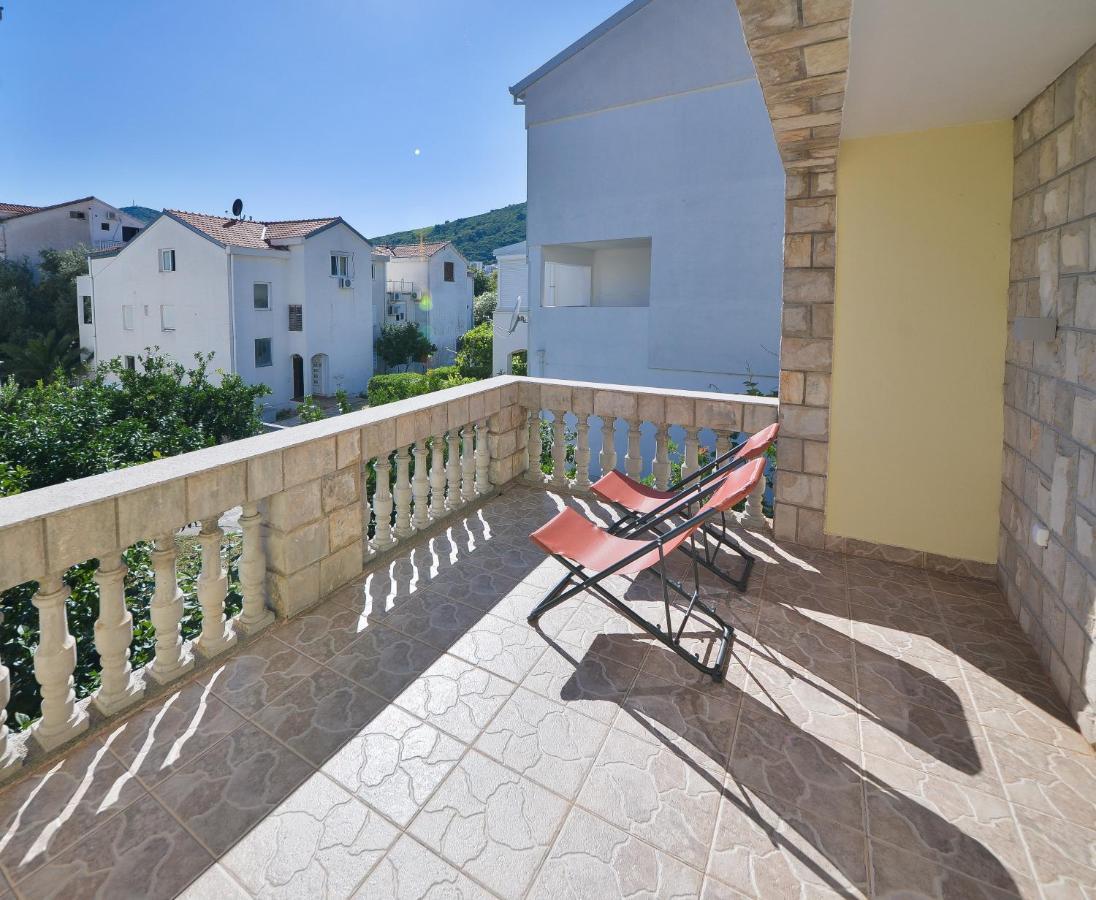 Apartament Camellia Adore